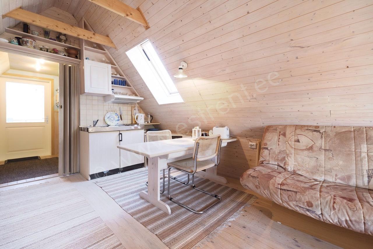 Kaju Guesthouses Nasva Exteriör bild